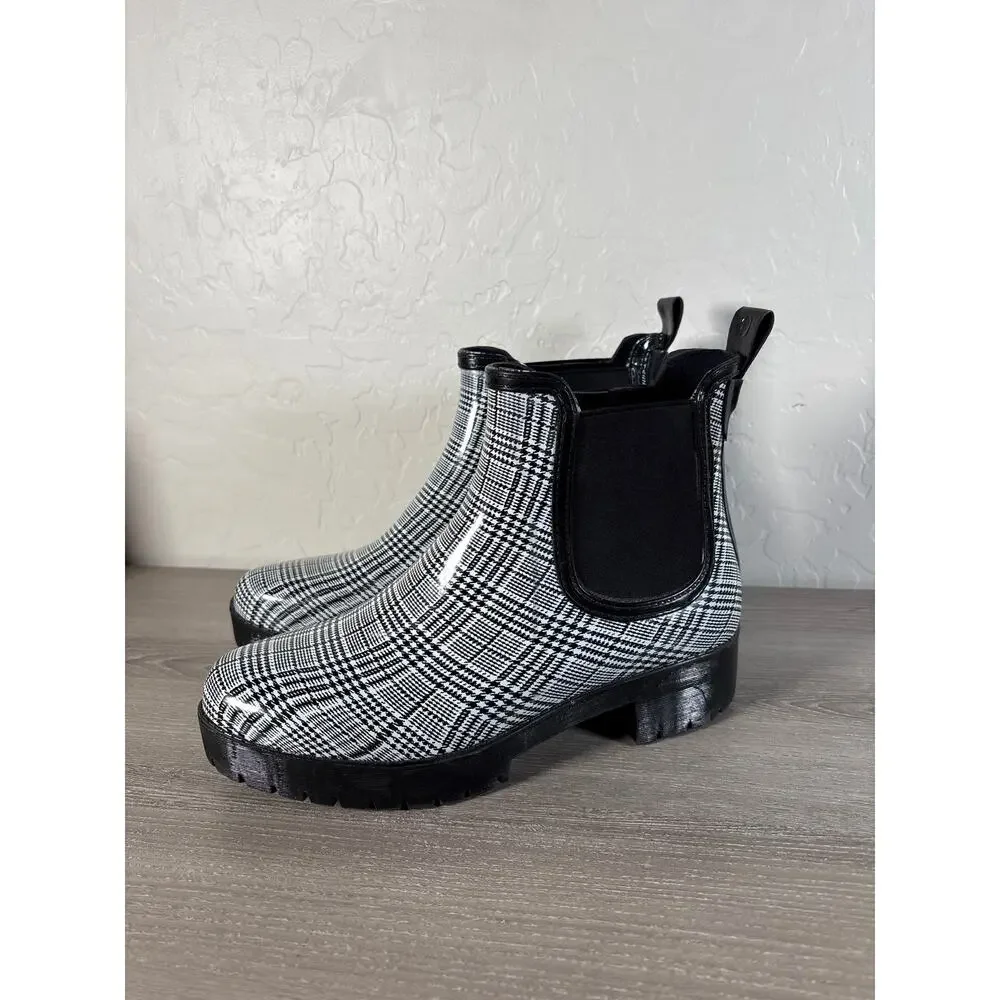 New! Jeffrey Campbell Cloudy Chelsea Rain Boots Size 8 Black and White Plaid - Picture 1 of 9